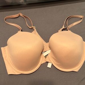 Victoria’s Secret lined demi, freedom cloud 38C